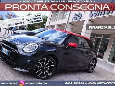 Usata Mini John Cooper Works 218 CV (160 kW) 2024 Grigio Utilitaria