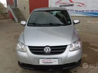 Usata VW Fox 70 CV (51 kW) 2008 Grigio Utilitaria