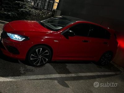 Usata Fiat Tipo Sport 120 CV (88 kW) 2019 Rosso Utilitaria