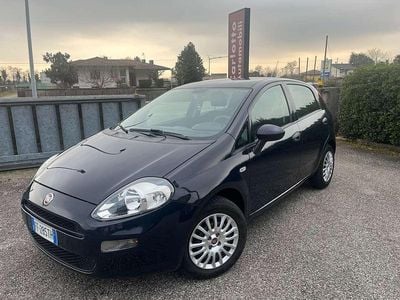 Usata Fiat Punto Street 77 CV (56 kW) 2016 Nero Utilitaria