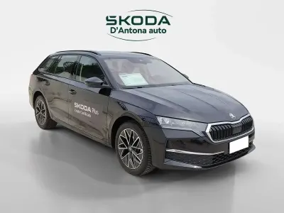 Usata Skoda Octavia Executive 150 CV (110 kW) 2025 Nero Station wagon