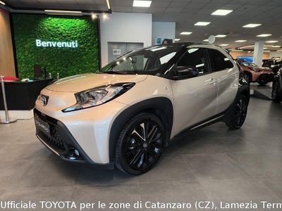 Usata Toyota Aygo X Trend 72 CV (52 kW) 2022 Beige SUV