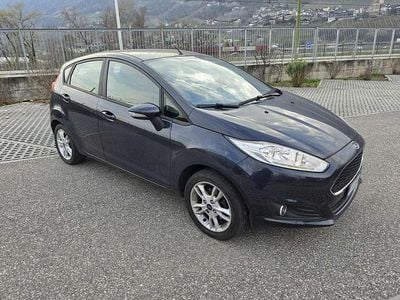Usata Ford Fiesta 80 CV (58 kW) 2016 Blu/azzurro Berlina