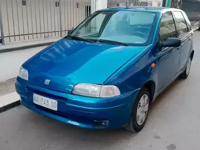 Usata Fiat Punto 54 CV (39 kW) 1994 Blu Berlina