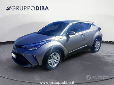 Usata Toyota C-HR Active 122 CV (89 kW) 2020 Grigio SUV