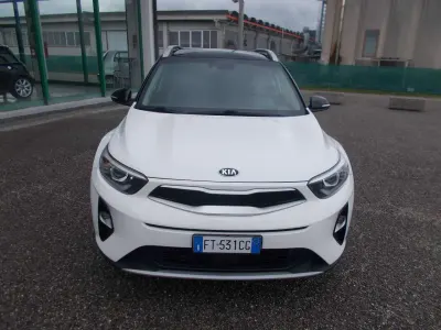 Begagnad Kia Stonic 110 HK (80 kW) 2018 Vit SUV