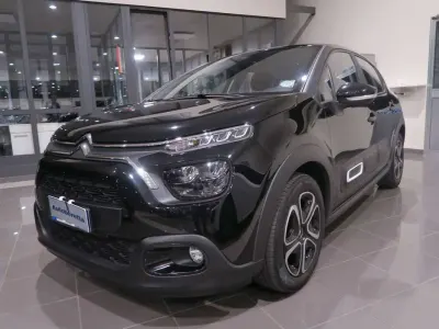Usata Citroën C3 Feel 83 CV (61 kW) 2024 Nero Berlina