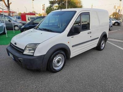 Usata Ford Tourneo Connect 90 CV (66 kW) 2004 Bianco pastello Monovolume