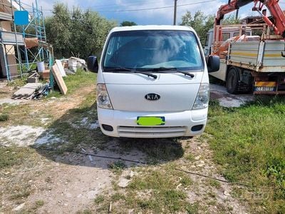 Usata Kia Bongo 2005 Bianco SUV