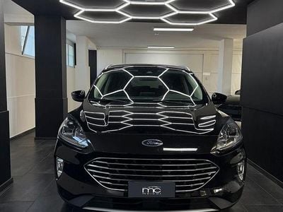 Usata Ford Kuga Titanium 120 CV (88 kW) 2022 Nero SUV