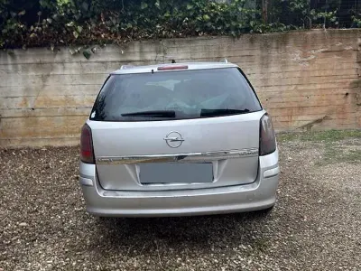 Usata Opel Astra 120 CV (88 kW) 2004 Grigio Station wagon