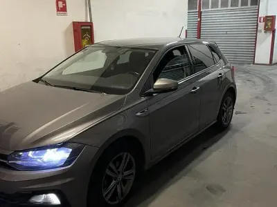 Usata VW Polo Comfortline 90 CV (66 kW) 2021 Grigio Utilitaria