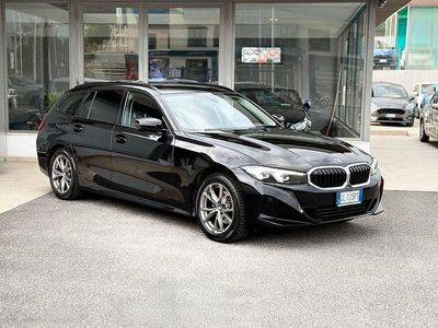 Usata BMW 318 190 CV (139 kW) 2022 Nero Station wagon