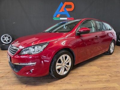 Usata Peugeot 308 SW Business-Line 120 CV (88 kW) 2015 Rosso Station wagon