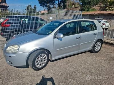 Usata VW Golf VI 105 CV (77 kW) 2008 Grigio Utilitaria