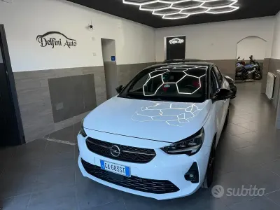 Usata Opel Corsa GS Line 101 CV (74 kW) 2020 Bianco Utilitaria
