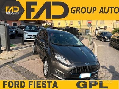 Grigio Usata 2017 Ford Fiesta Business Edition Berlina | 7500 € (Buon prezzo)