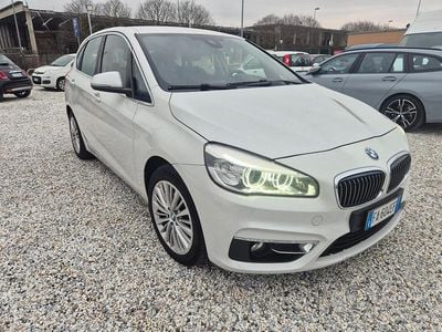 Usata BMW 216 Active Tourer Luxury Line 116 CV (85 kW) 2015 Bianco Monovolume