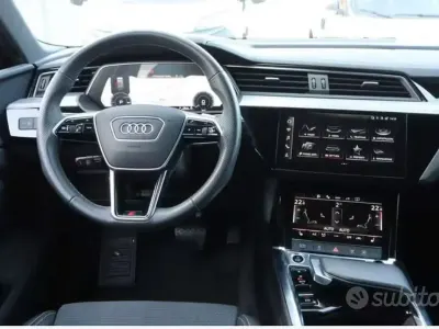 Usata Audi e-tron Sportback S-Line 158 kW (215 CV) 2020 Grigio SUV