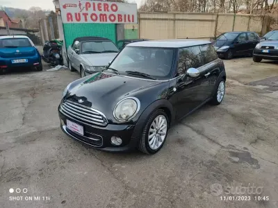 Begagnad Mini Cooper D Hype 111 HK (81 kW) 2011 Svart Halvkombi