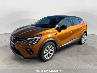 Usata Renault Captur Intens 159 CV (116 kW) 2021 Arancione SUV