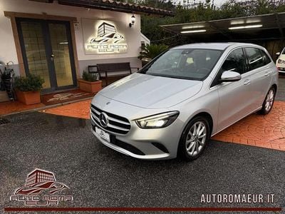 Begagnad Mercedes B200 Premium 150 HK (110 kW) 2020 Silver Minibuss