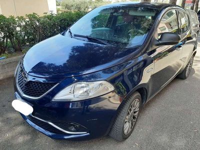 usata Lancia Ypsilon 1.2 Silver 69cv