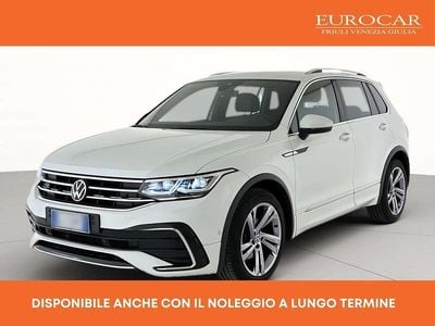 Usata VW Tiguan R-line 150 CV (110 kW) 2022 Pure white SUV