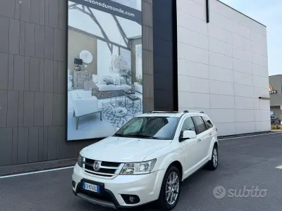 Usata Fiat Freemont Lounge 170 CV (125 kW) 2012 Bianco SUV