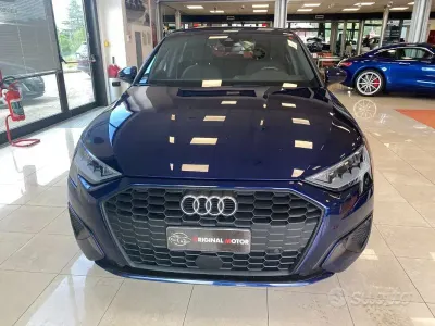 Usata Audi A3 Business 116 CV (85 kW) 2022 Blu Berlina