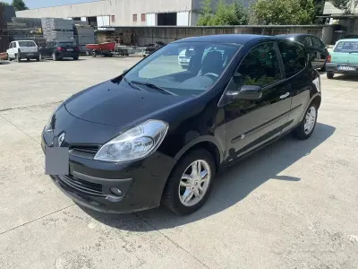 Usata Renault Clio 75 CV (55 kW) 2007 Nero Utilitaria