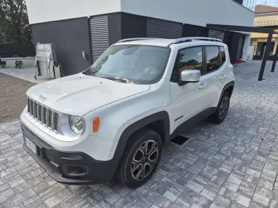 Usata Jeep Renegade Longitude 140 CV (102 kW) 2015 Bianco SUV