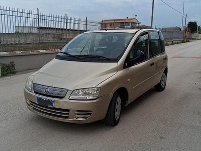Usata Fiat Multipla Emotion 120 CV (88 kW) 2008 Oro Monovolume