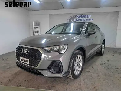 Begagnad Audi Q3 Sportback Business Plus 150 HK (110 kW) 2023 Grå SUV