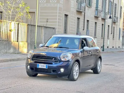Usata Mini Cooper SD Countryman Business 143 CV (105 kW) 2016 Blu scuro metallizzato SUV