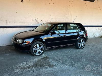 Usata VW Golf IV 130 CV (95 kW) 2003 Nero Berlina
