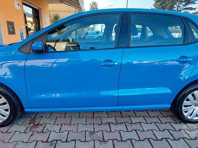 Usata VW Polo 75 CV (55 kW) 2014 Blu Berlina