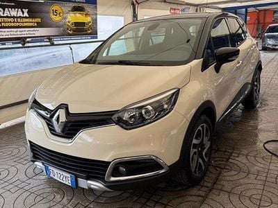 Usata Renault Captur 90 CV (66 kW) 2016 Beige SUV