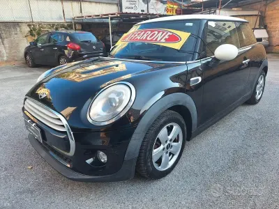 Occasion Mini Cooper D 116 PK (85 kW) 2014 Zwart Hatchback