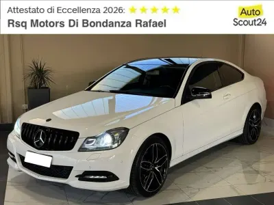 Usata Mercedes C220 Avantgarde 170 CV (125 kW) 2014 Bianco Coupé