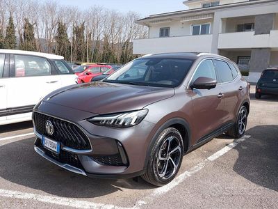 Usata MG HS Luxury 161 CV (118 kW) 2024 Grigio SUV