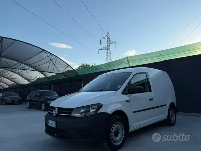 Usata VW Caddy Business 102 CV (75 kW) 2020 Bianco Monovolume