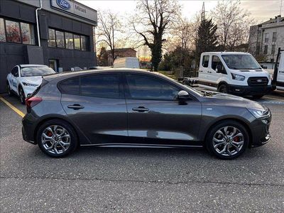Usata Ford Focus ST-Line 125 CV (91 kW) 2022 Grigio Berlina