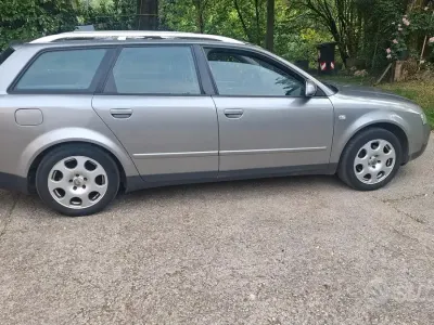 Usata Audi A4 130 CV (95 kW) 2003 Grigio Station wagon