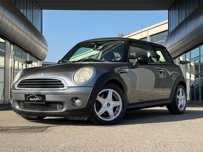 Usata Mini ONE 75 CV (55 kW) 2009 Grigio Utilitaria
