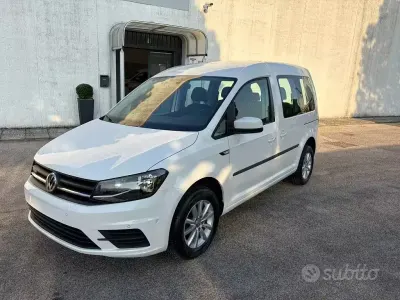 Usata VW Caddy Life 110 CV (80 kW) 2020 Bianco Monovolume