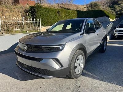 Usata Opel Mokka Edition 136 CV (100 kW) 2024 Grigio SUV