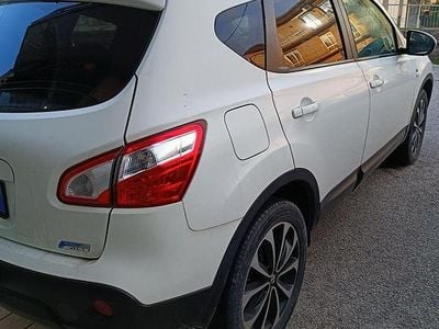 Usata Nissan Qashqai 115 CV (84 kW) 2012 Bianco SUV