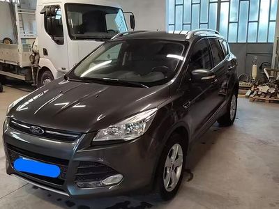 Usata Ford Kuga 120 CV (88 kW) 2016 SUV