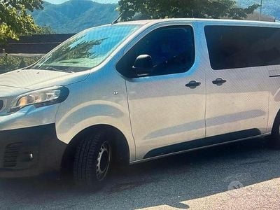 Usata Peugeot Traveller 120 CV (88 kW) 2020 Grigio Monovolume